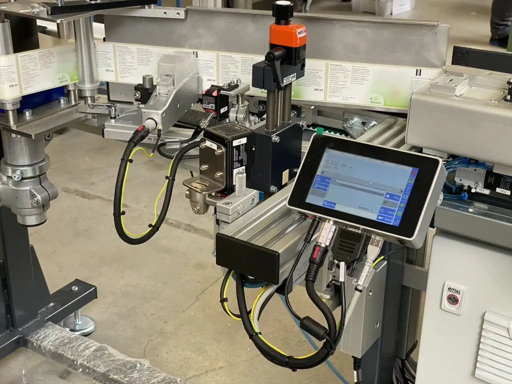 MHD und Chargen Bedruckung im Etikettierer